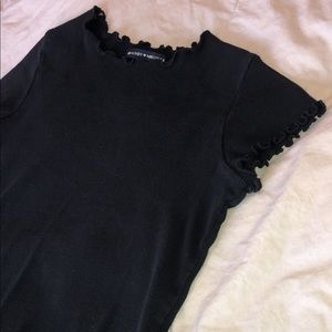 Brandy melville lettuce trim tee